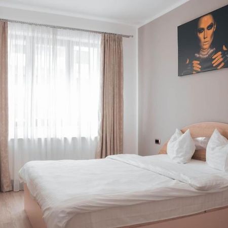 Apartament Zona Coresi Mall บราชอฟ ภายนอก รูปภาพ